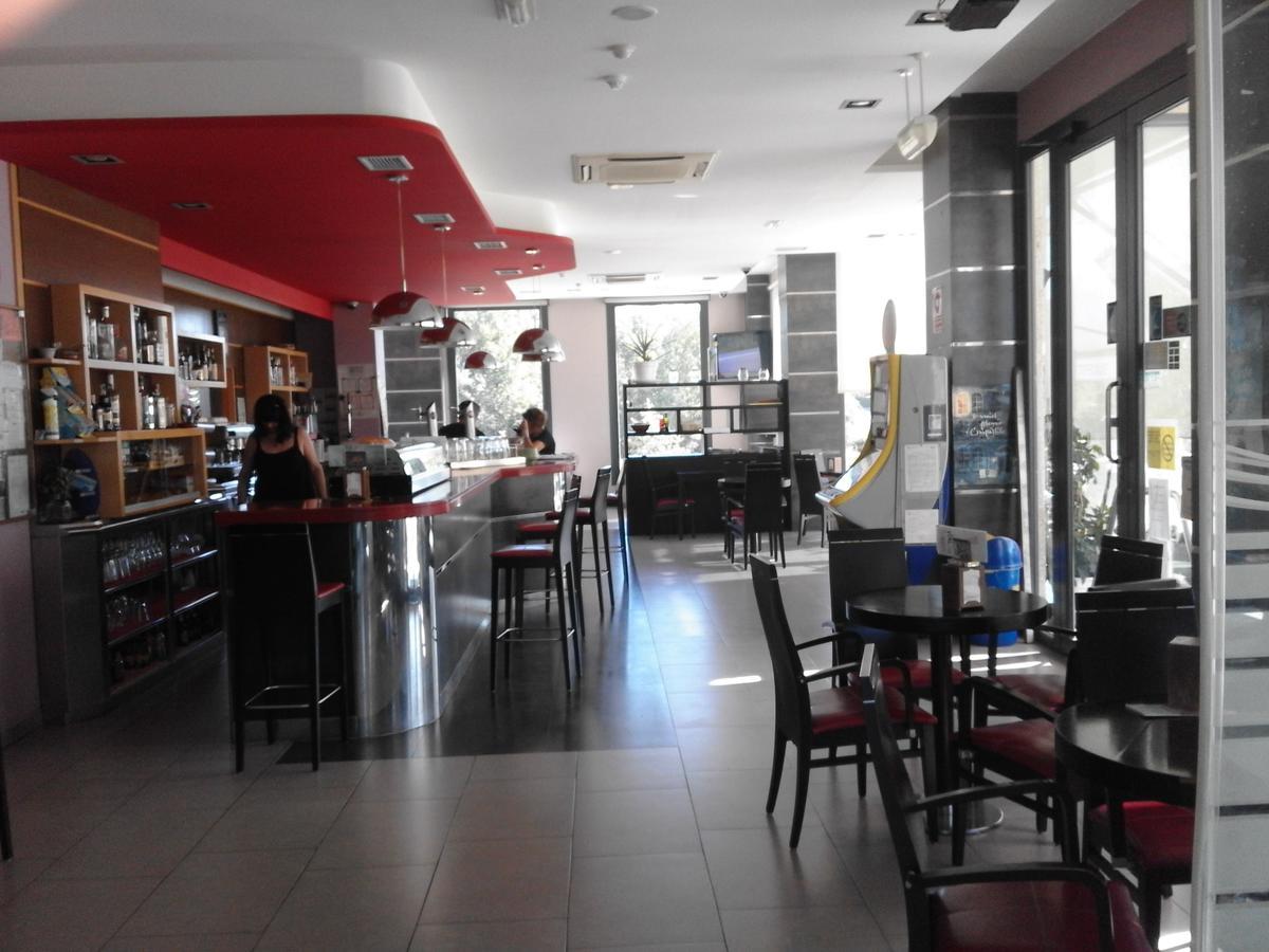 Hostal Restaurante Vial Ourense Buitenkant foto
