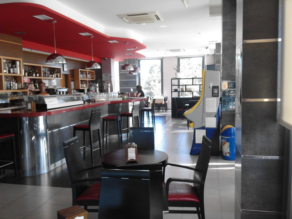Hostal Restaurante Vial Ourense Buitenkant foto